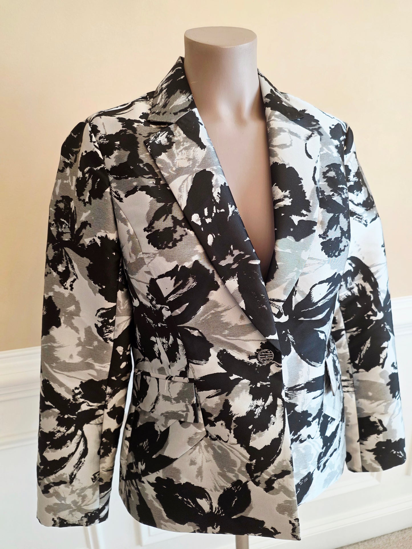 Blazer: Grey and Black Silk Alie and Alexander