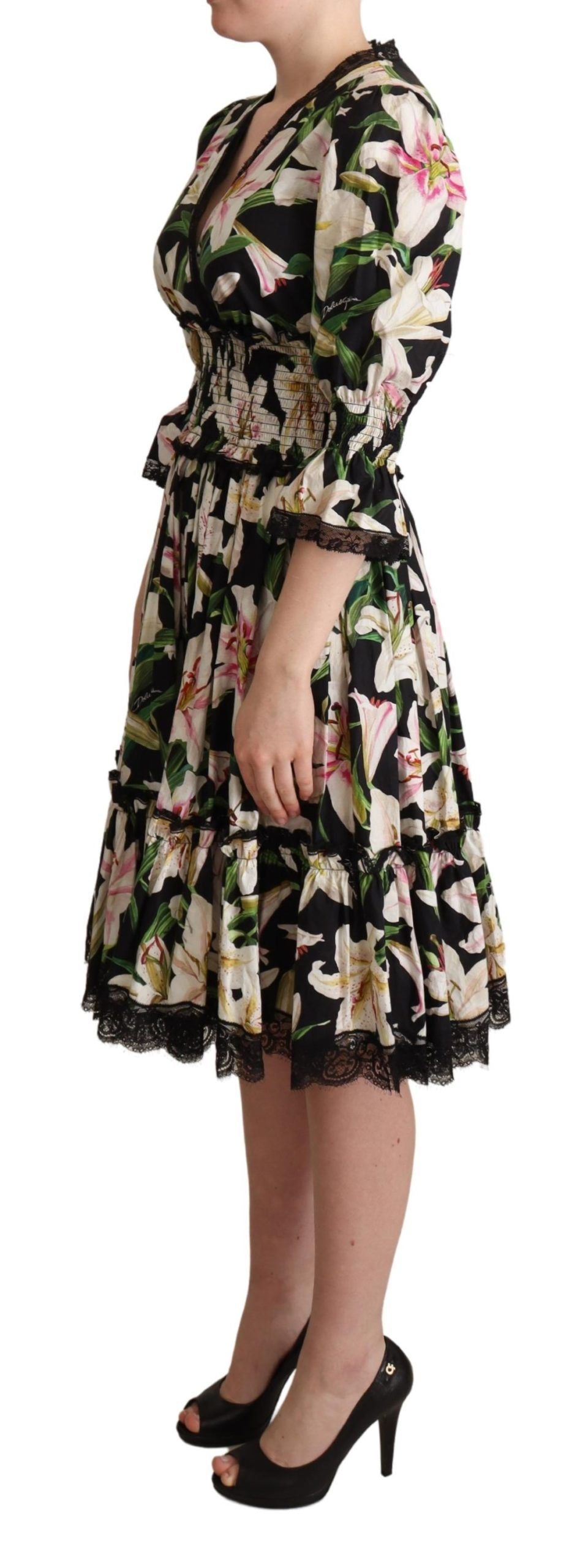 Elegant Lily Print Midi Dress with Lace Trim