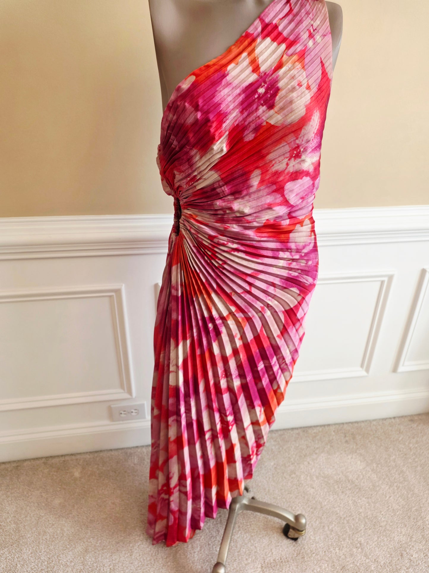 Dress: Pink and Red Pleated Floral Dress