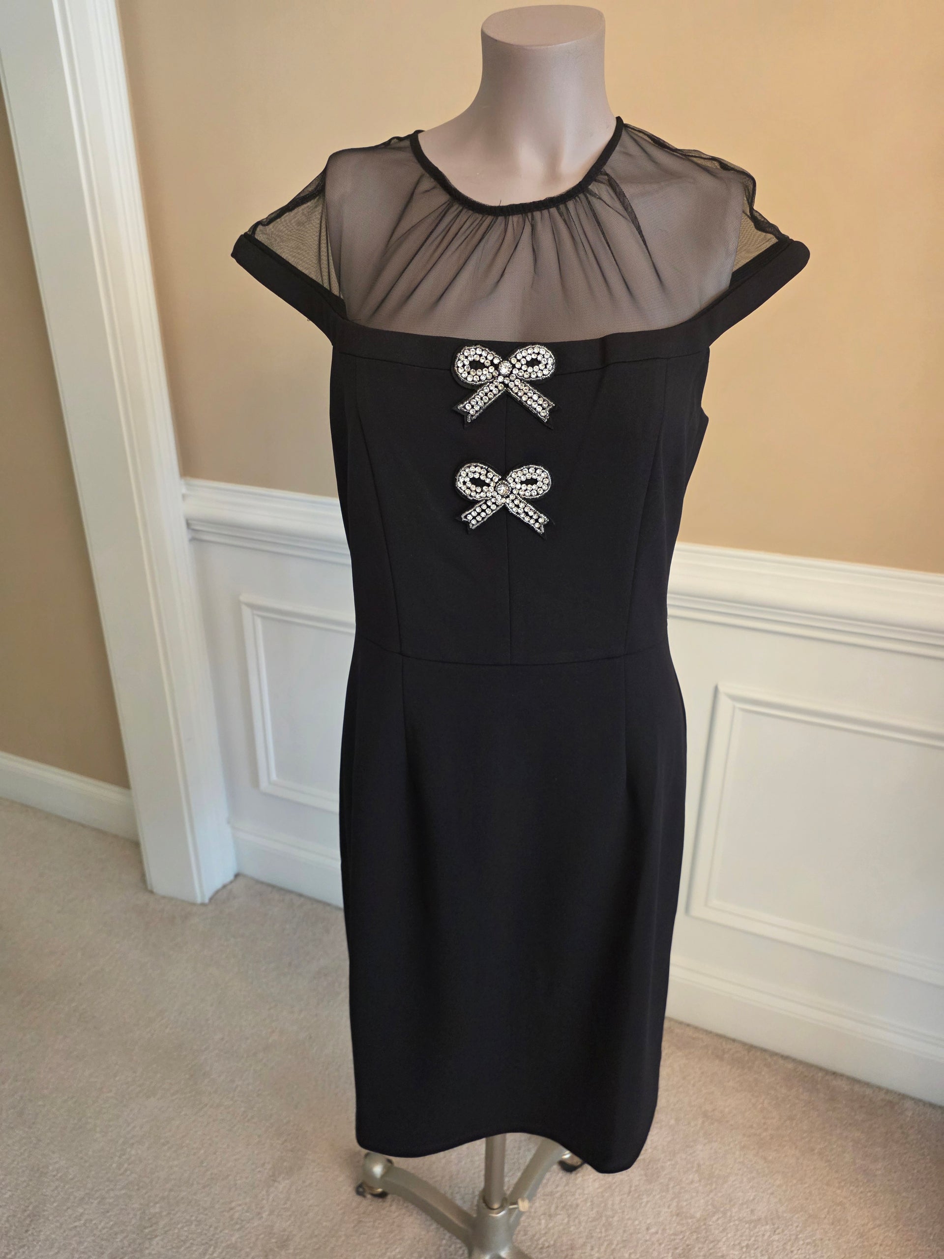 black dress with rhinestone bows – Haus of Elliston Boutique Monni Black Maxi Dress Size:Custom Size/ Plus Size This modern mini dress colorfamily:Pink